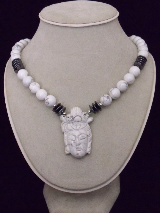 sspendanton12mmhowlitebeadswithhematitestations,sterling